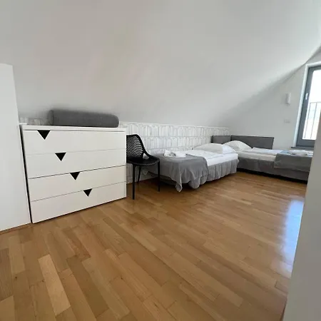 Recica North Vila