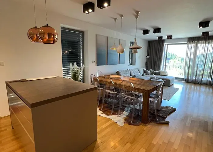 וילה Recica North *